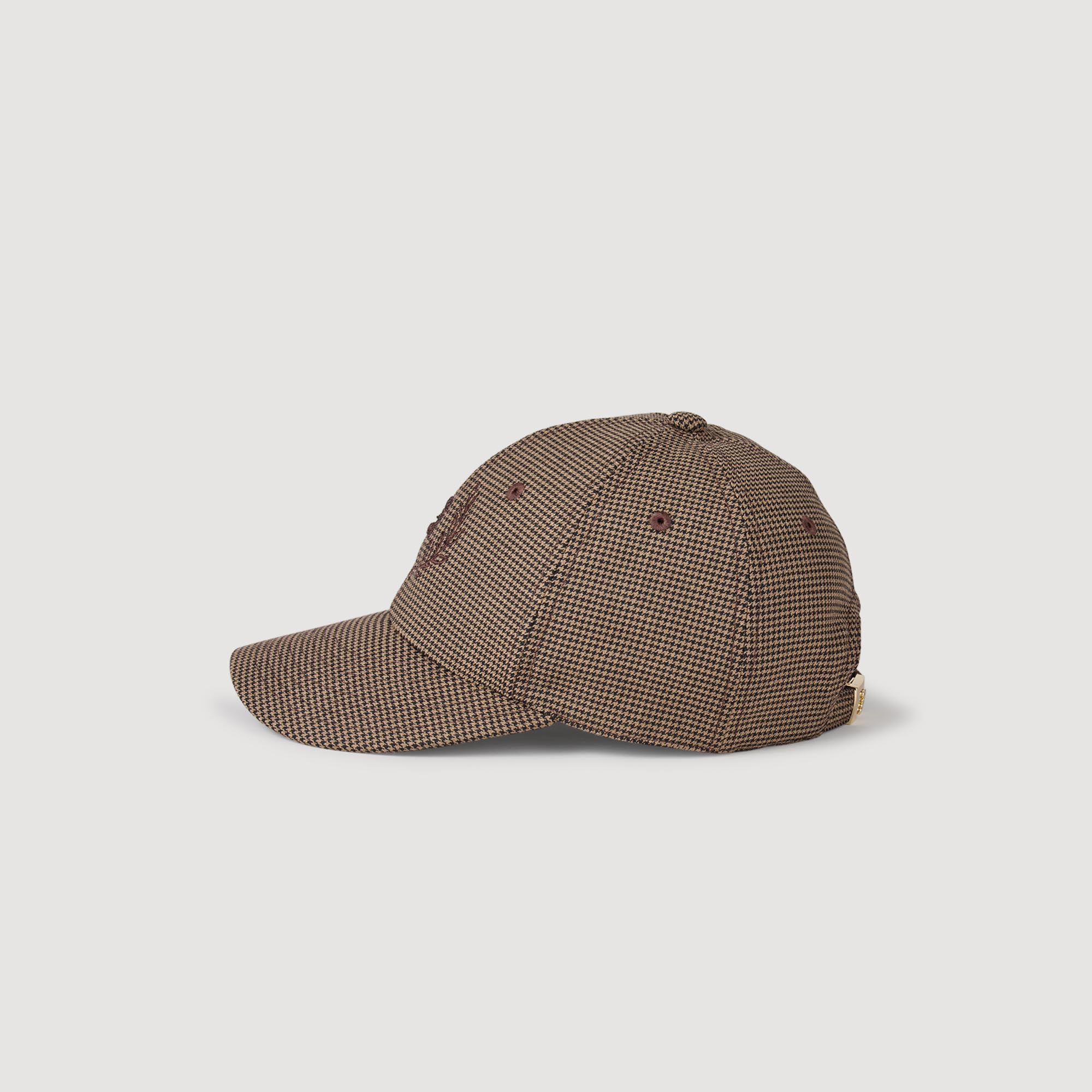 Houndstooth Print Cap : Autumn Winter 25 Collection color Brown