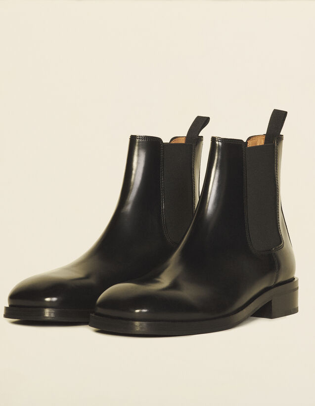 Smooth Leather Boots : Shoes color Black