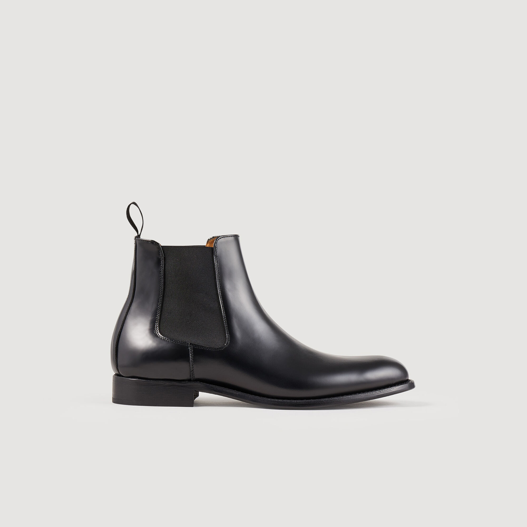 Leather Chelsea Ankle Boots : Shoes color Black