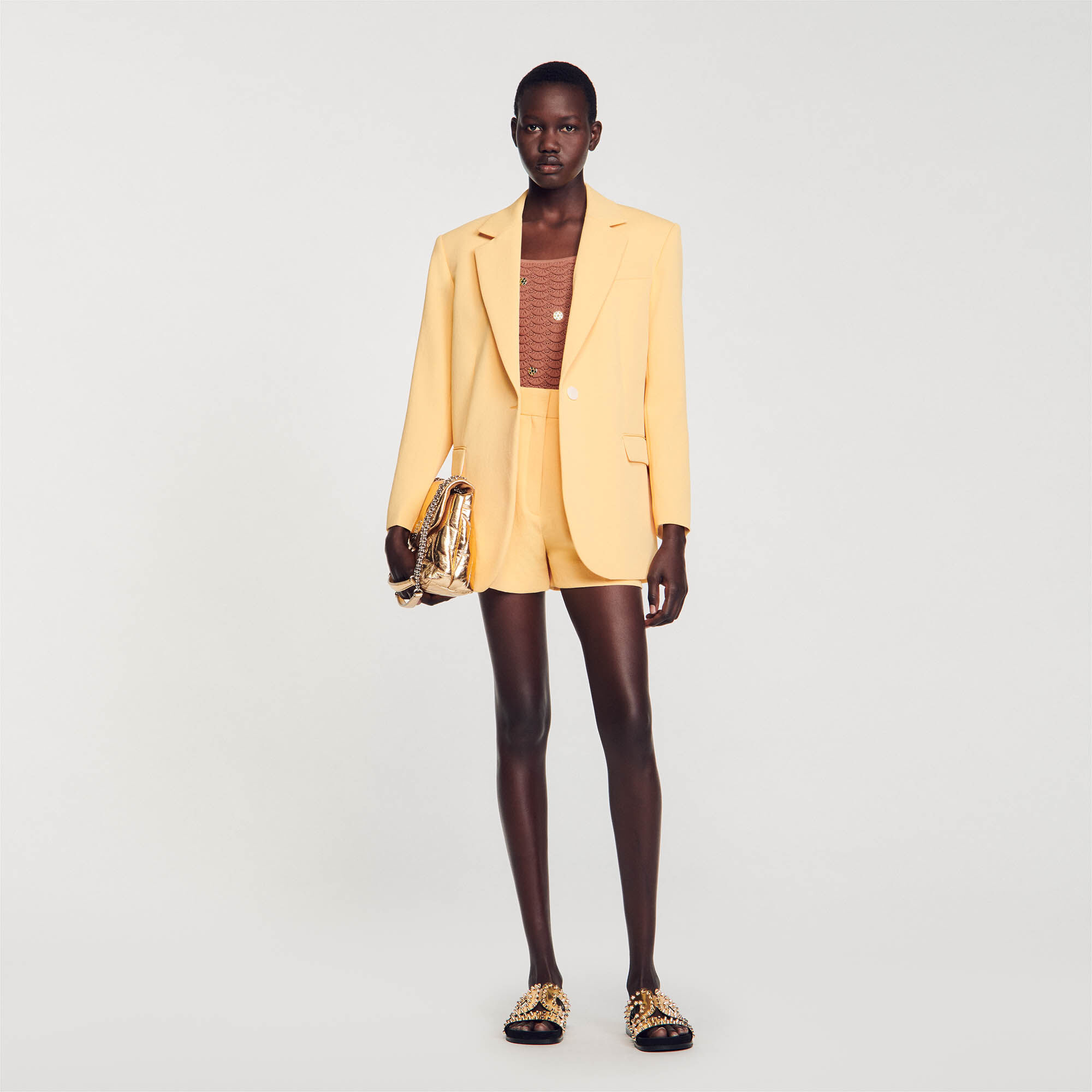 Sandro deals red suit